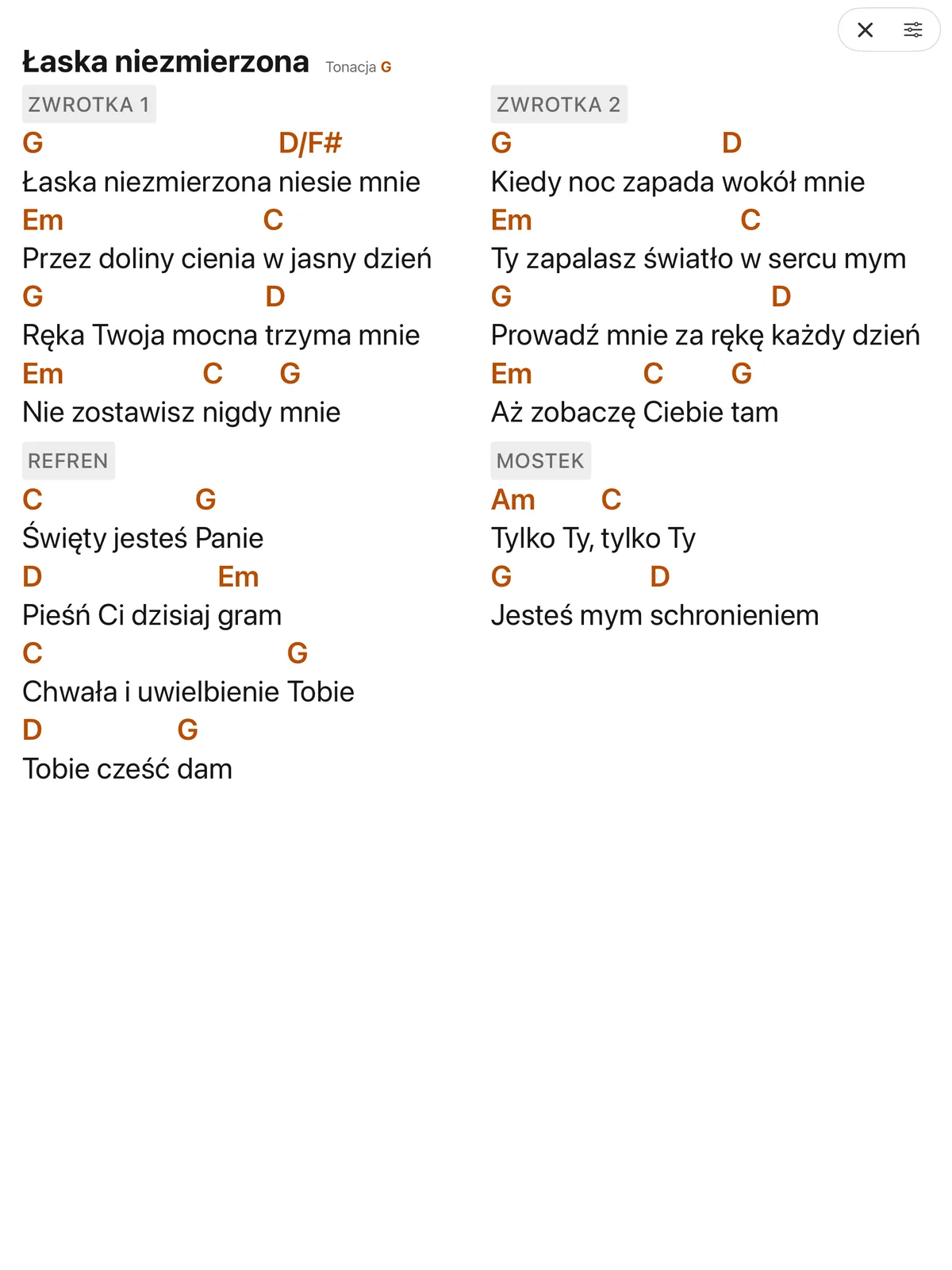 Tryb sceniczny na iPadzie: tekst z akordami na całym ekranie